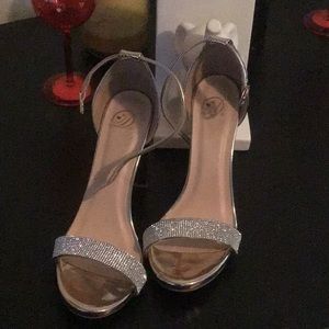 Women High heel pumps